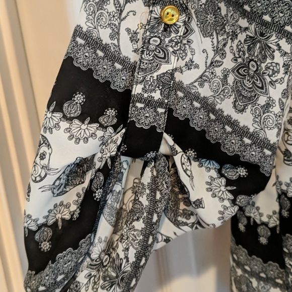 Top - Picture 3 of 5